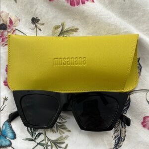 Mosanana Black Sunglasses with Yellow Case